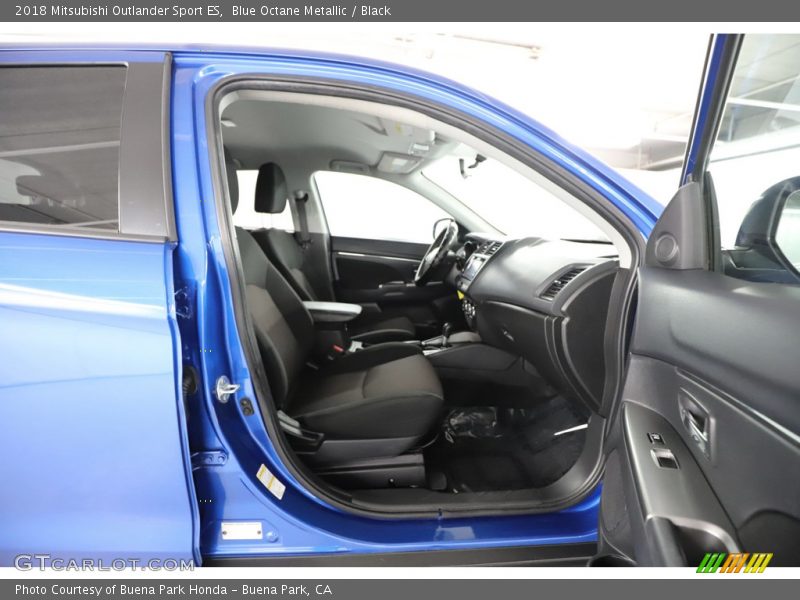 Blue Octane Metallic / Black 2018 Mitsubishi Outlander Sport ES