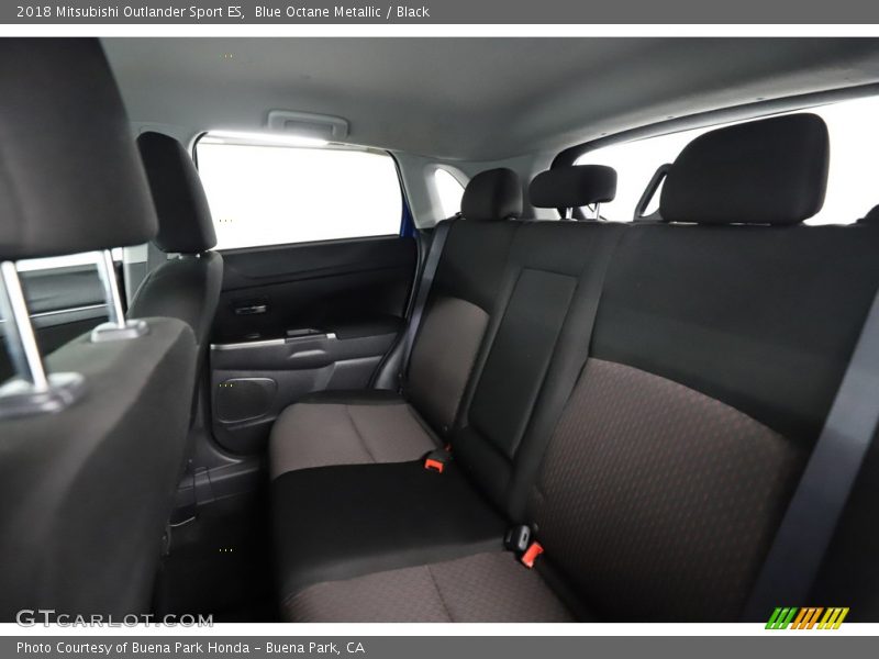 Blue Octane Metallic / Black 2018 Mitsubishi Outlander Sport ES