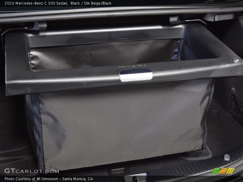Black / Silk Beige/Black 2020 Mercedes-Benz C 300 Sedan
