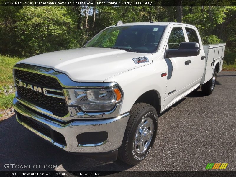 Bright White / Black/Diesel Gray 2022 Ram 2500 Tradesman Crew Cab Chassis 4x4