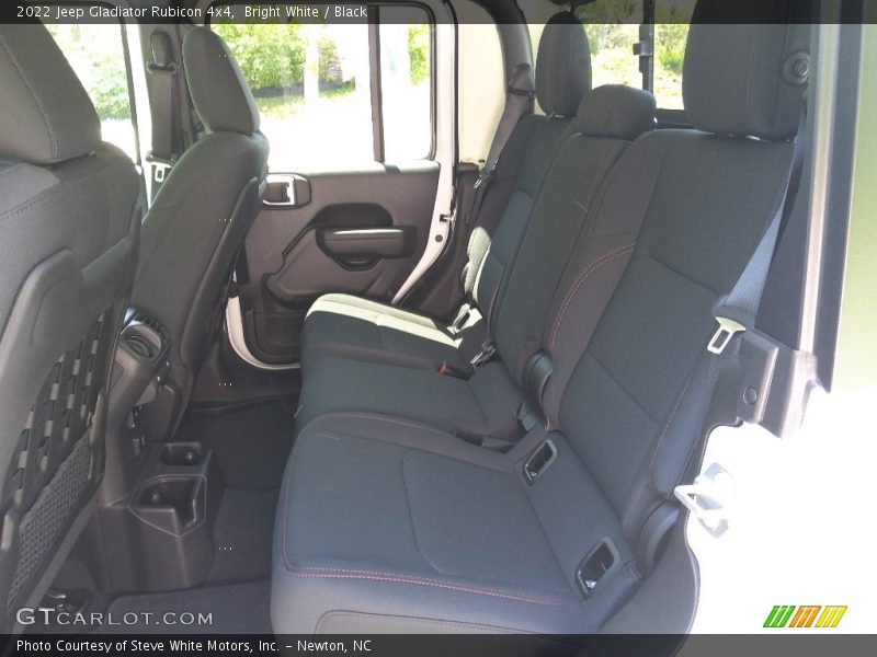 Bright White / Black 2022 Jeep Gladiator Rubicon 4x4