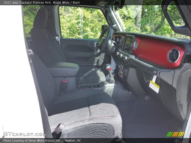 Bright White / Black 2022 Jeep Gladiator Rubicon 4x4