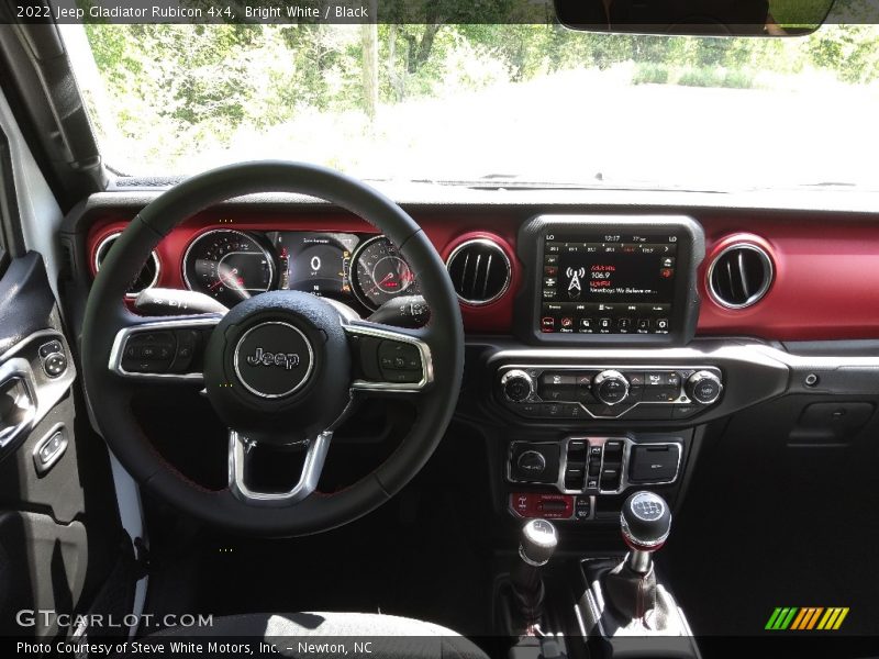 Bright White / Black 2022 Jeep Gladiator Rubicon 4x4