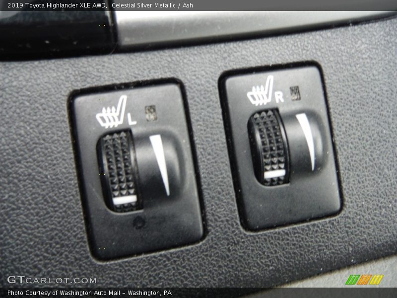 Celestial Silver Metallic / Ash 2019 Toyota Highlander XLE AWD