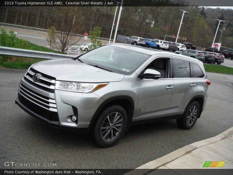 Celestial Silver Metallic / Ash 2019 Toyota Highlander XLE AWD