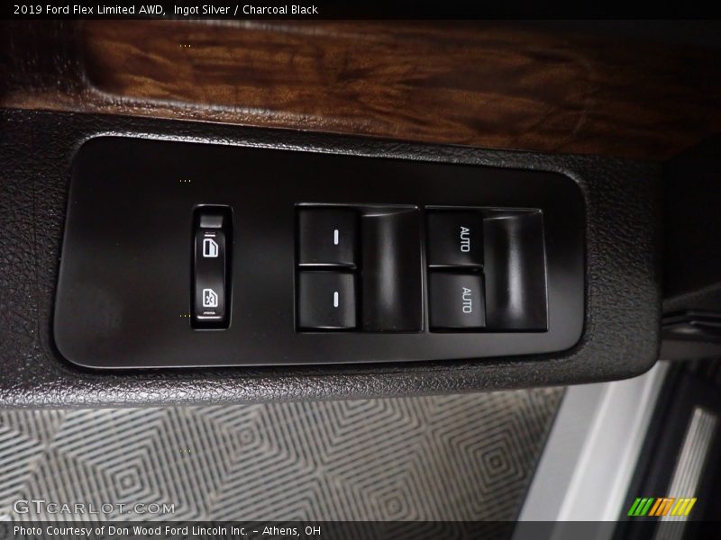 Ingot Silver / Charcoal Black 2019 Ford Flex Limited AWD