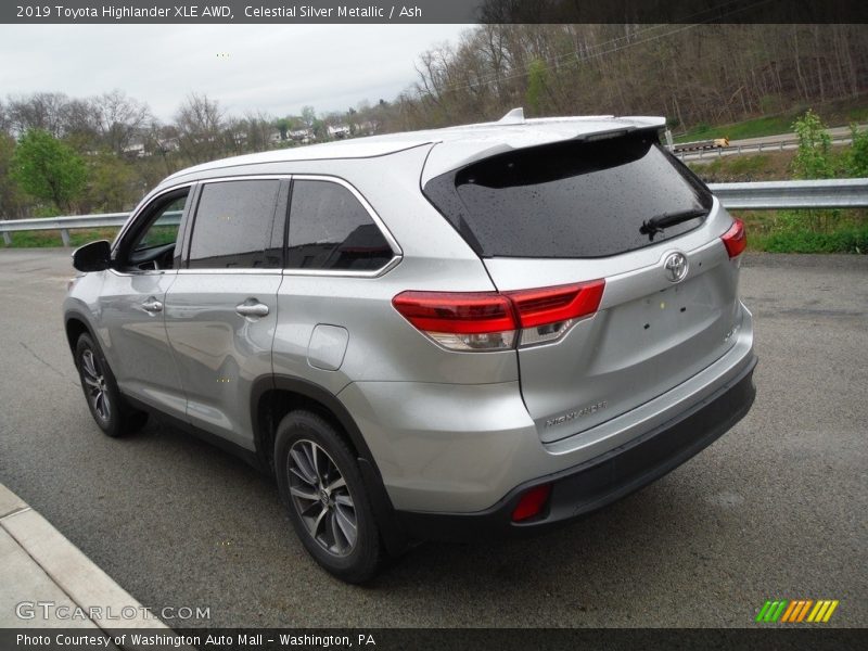 Celestial Silver Metallic / Ash 2019 Toyota Highlander XLE AWD