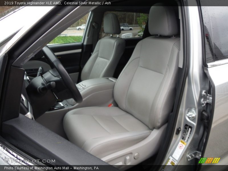 Celestial Silver Metallic / Ash 2019 Toyota Highlander XLE AWD