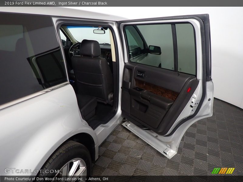 Ingot Silver / Charcoal Black 2019 Ford Flex Limited AWD