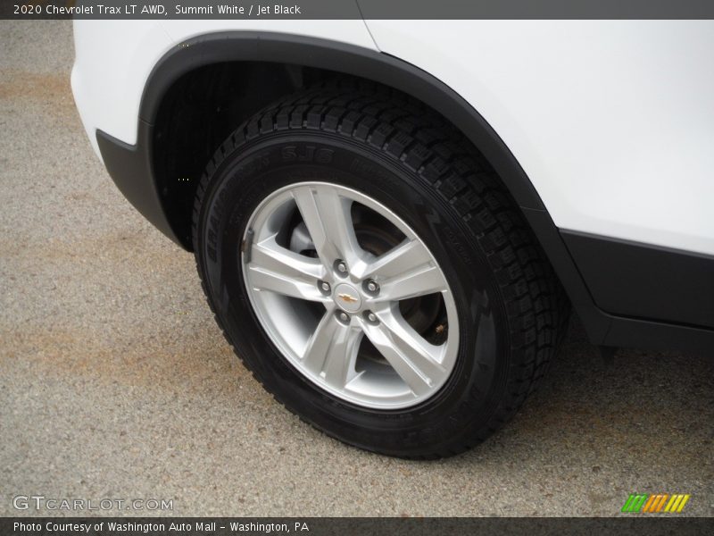 Summit White / Jet Black 2020 Chevrolet Trax LT AWD