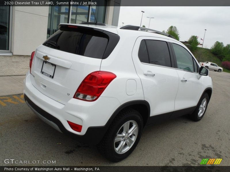 Summit White / Jet Black 2020 Chevrolet Trax LT AWD