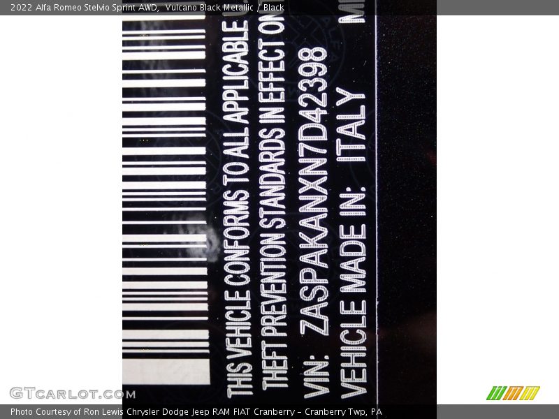 Vulcano Black Metallic / Black 2022 Alfa Romeo Stelvio Sprint AWD