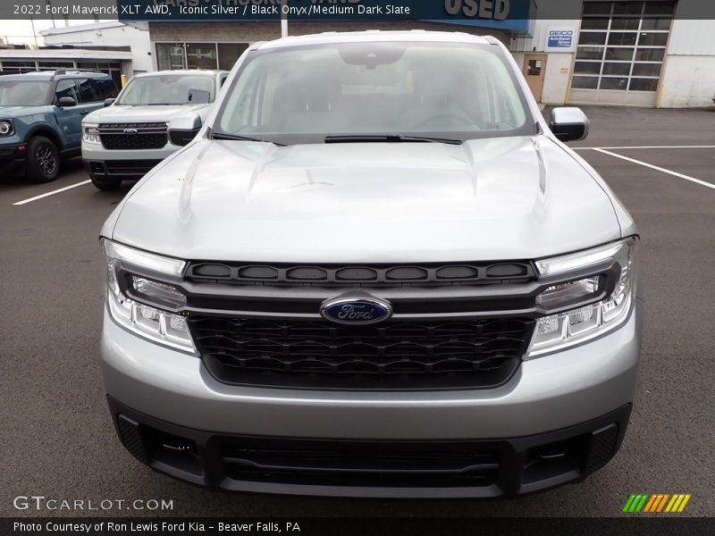 Iconic Silver / Black Onyx/Medium Dark Slate 2022 Ford Maverick XLT AWD
