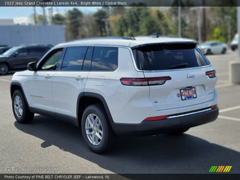 Bright White / Global Black 2022 Jeep Grand Cherokee L Laredo 4x4