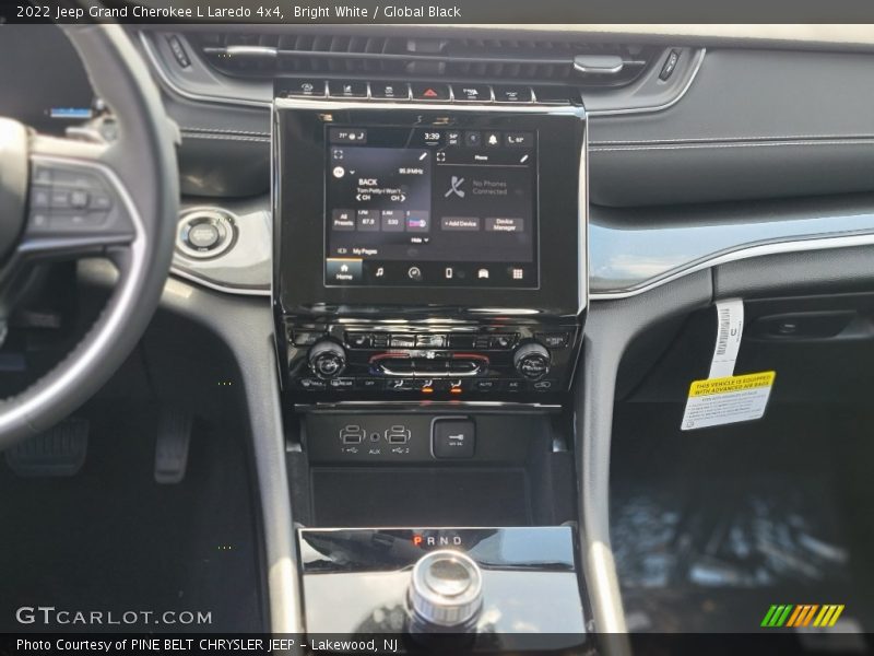 Bright White / Global Black 2022 Jeep Grand Cherokee L Laredo 4x4