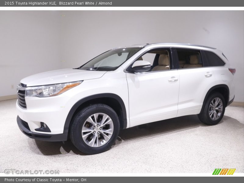 Blizzard Pearl White / Almond 2015 Toyota Highlander XLE