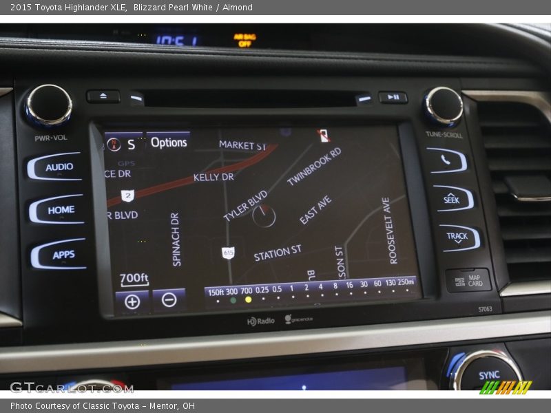 Blizzard Pearl White / Almond 2015 Toyota Highlander XLE