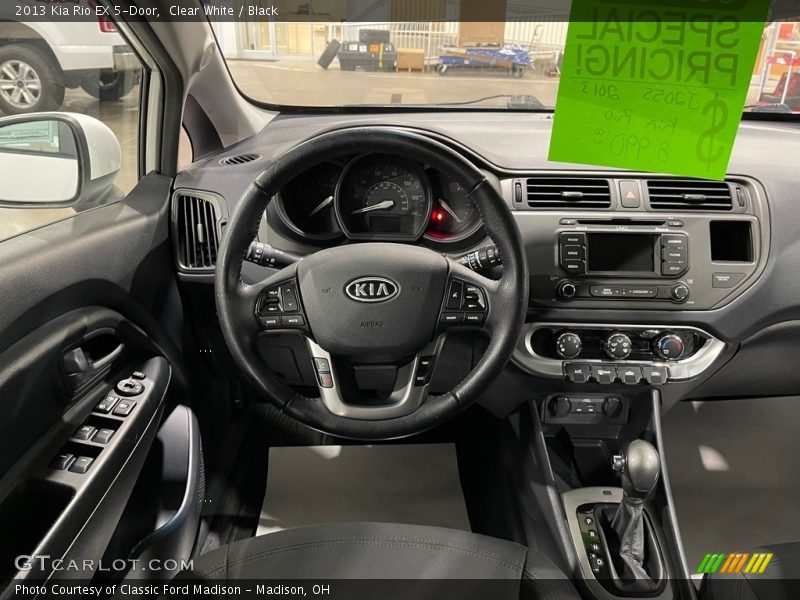 Clear White / Black 2013 Kia Rio EX 5-Door