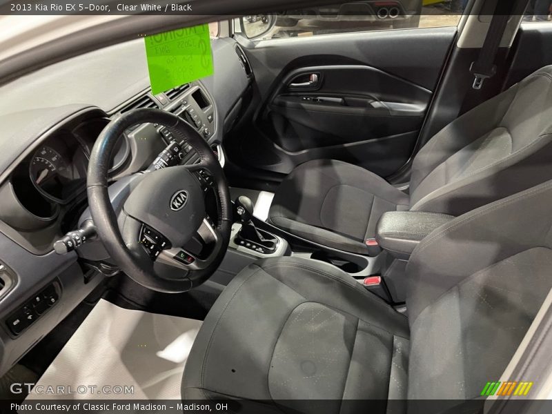 Clear White / Black 2013 Kia Rio EX 5-Door