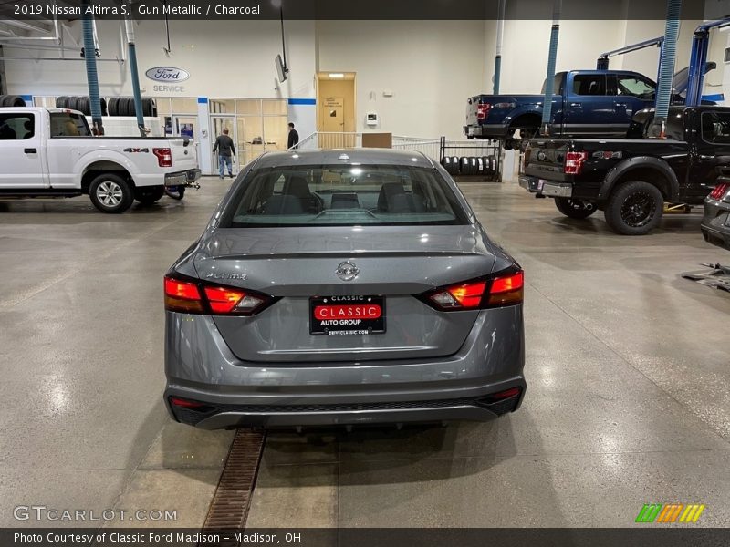 Gun Metallic / Charcoal 2019 Nissan Altima S