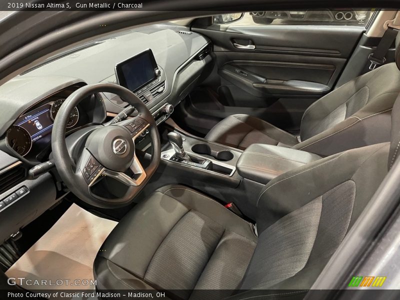 Gun Metallic / Charcoal 2019 Nissan Altima S