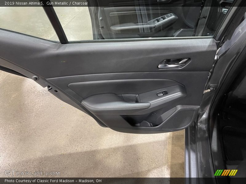 Gun Metallic / Charcoal 2019 Nissan Altima S