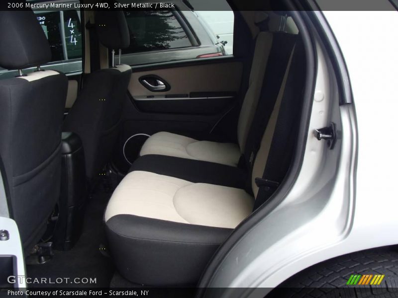 Silver Metallic / Black 2006 Mercury Mariner Luxury 4WD