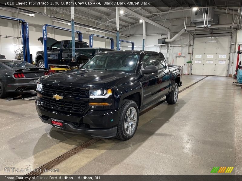 Black / Dark Ash/Jet Black 2018 Chevrolet Silverado 1500 Custom Crew Cab 4x4