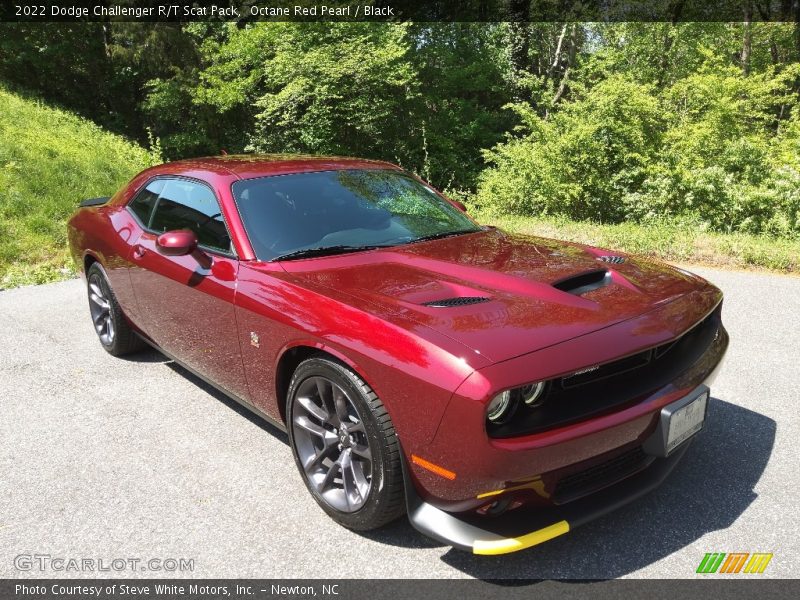 Front 3/4 View of 2022 Challenger R/T Scat Pack