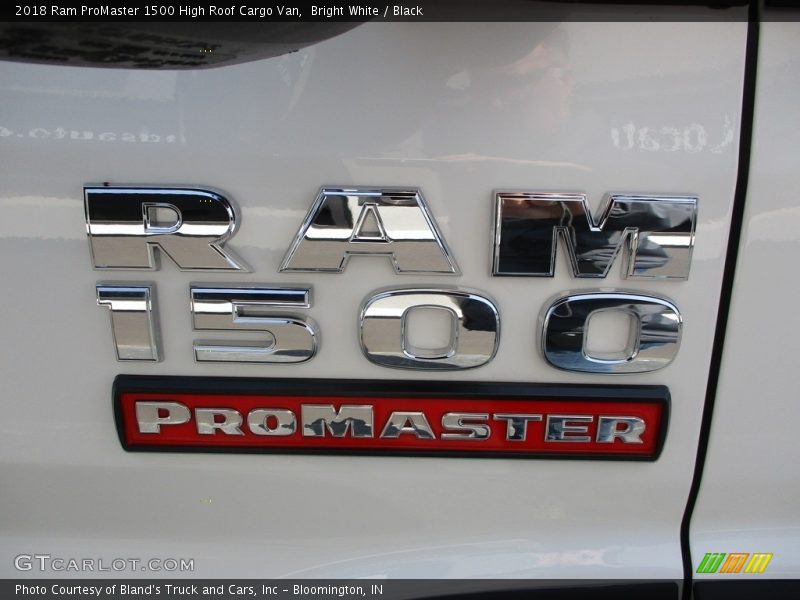 Bright White / Black 2018 Ram ProMaster 1500 High Roof Cargo Van