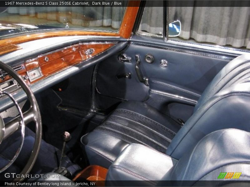 Dark Blue / Blue 1967 Mercedes-Benz S Class 250SE Cabriolet