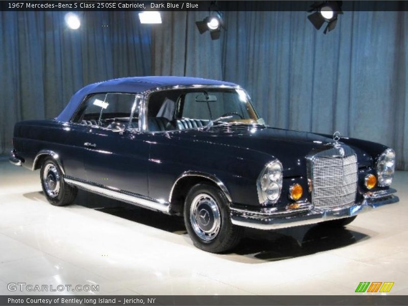 Dark Blue / Blue 1967 Mercedes-Benz S Class 250SE Cabriolet