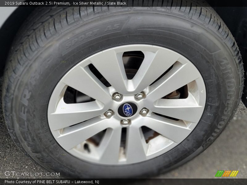 Ice Silver Metallic / Slate Black 2019 Subaru Outback 2.5i Premium