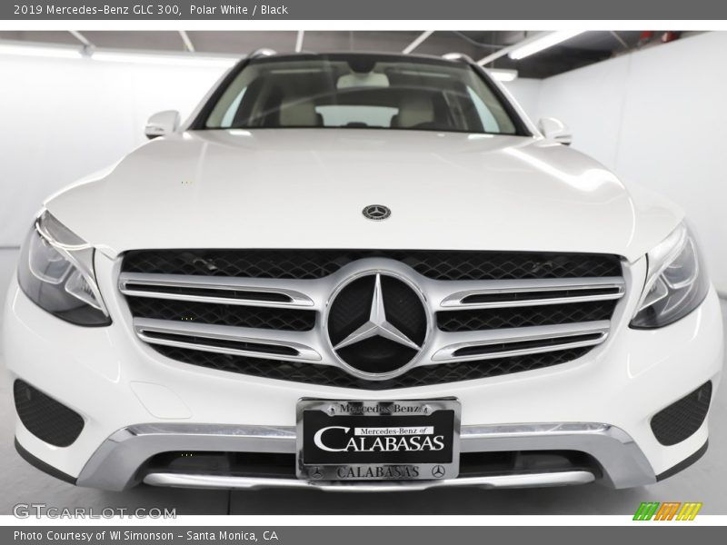 Polar White / Black 2019 Mercedes-Benz GLC 300