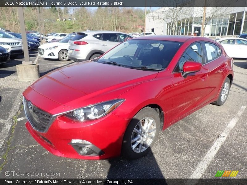 Front 3/4 View of 2016 MAZDA3 s Touring 5 Door
