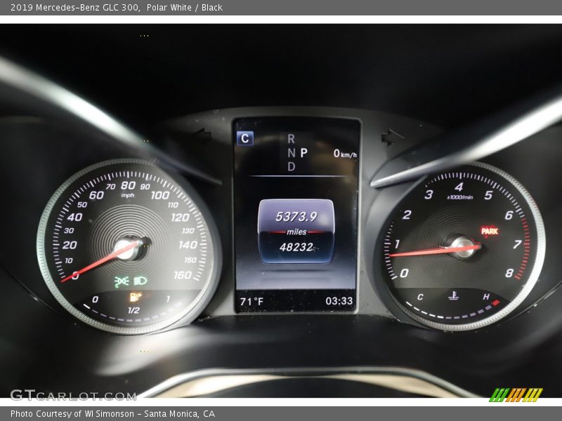 Polar White / Black 2019 Mercedes-Benz GLC 300