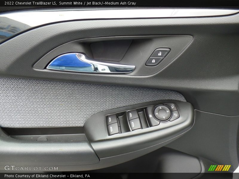 Summit White / Jet Black/­Medium Ash Gray 2022 Chevrolet TrailBlazer LS