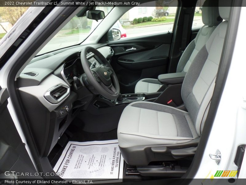 Summit White / Jet Black/­Medium Ash Gray 2022 Chevrolet TrailBlazer LS
