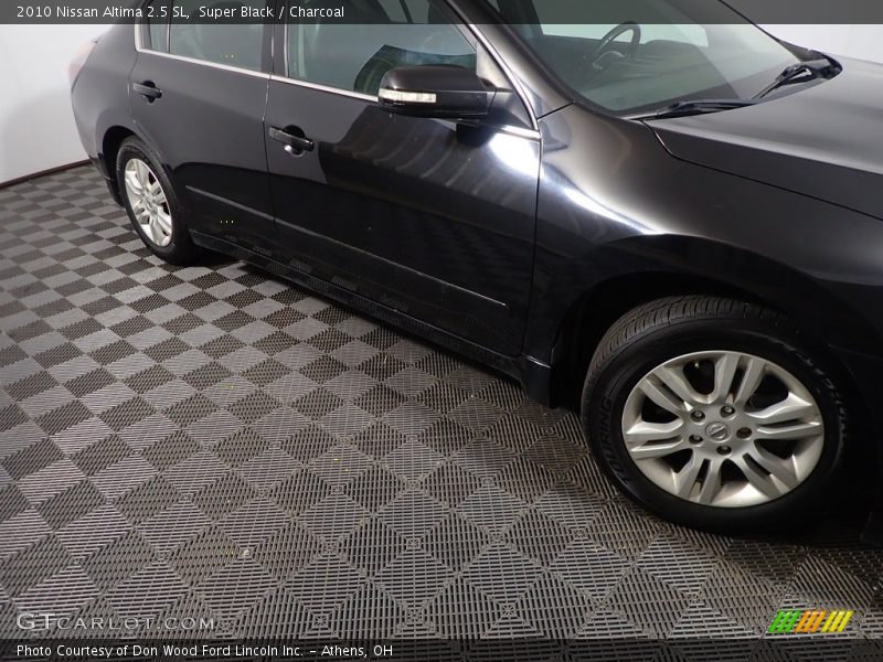 Super Black / Charcoal 2010 Nissan Altima 2.5 SL