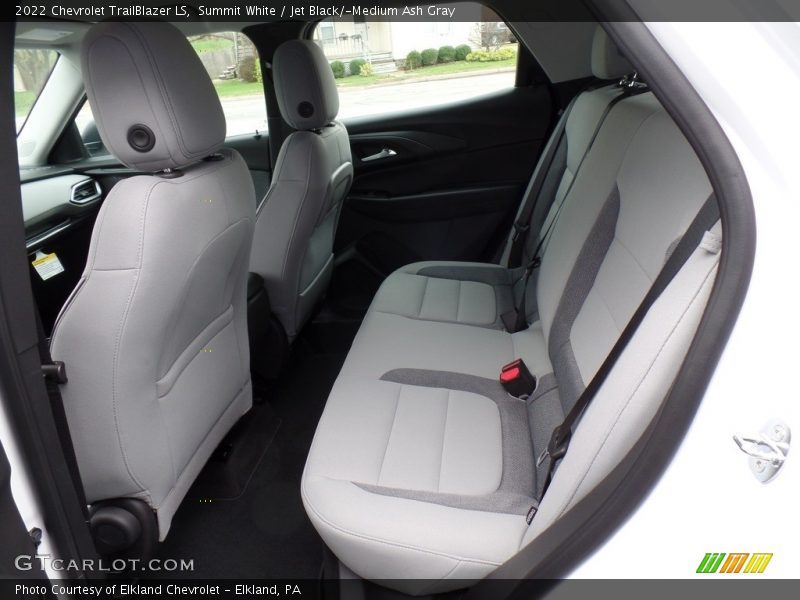 Summit White / Jet Black/­Medium Ash Gray 2022 Chevrolet TrailBlazer LS