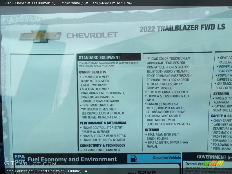 Summit White / Jet Black/­Medium Ash Gray 2022 Chevrolet TrailBlazer LS