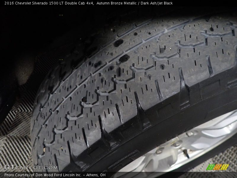 Autumn Bronze Metallic / Dark Ash/Jet Black 2016 Chevrolet Silverado 1500 LT Double Cab 4x4