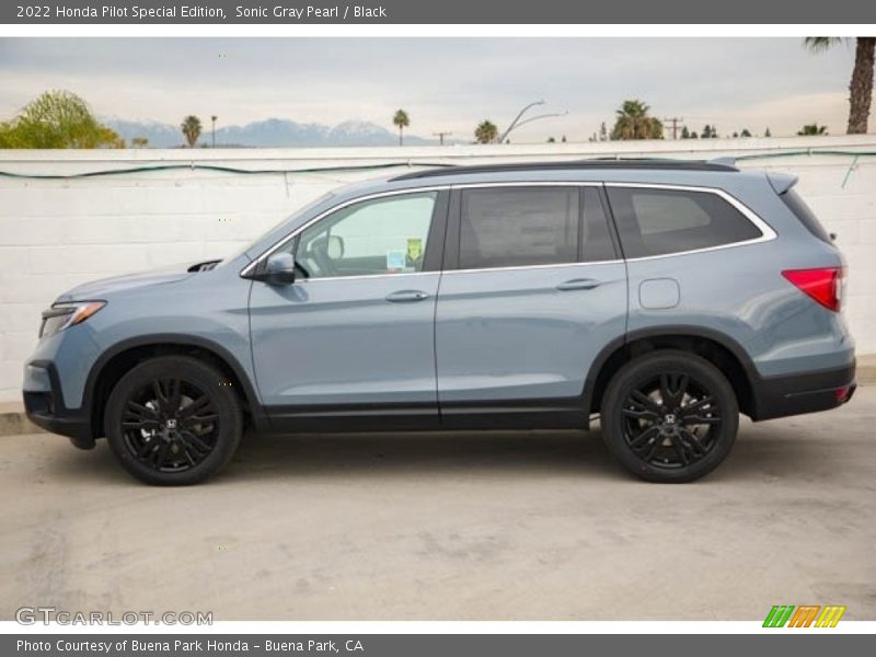 Sonic Gray Pearl / Black 2022 Honda Pilot Special Edition