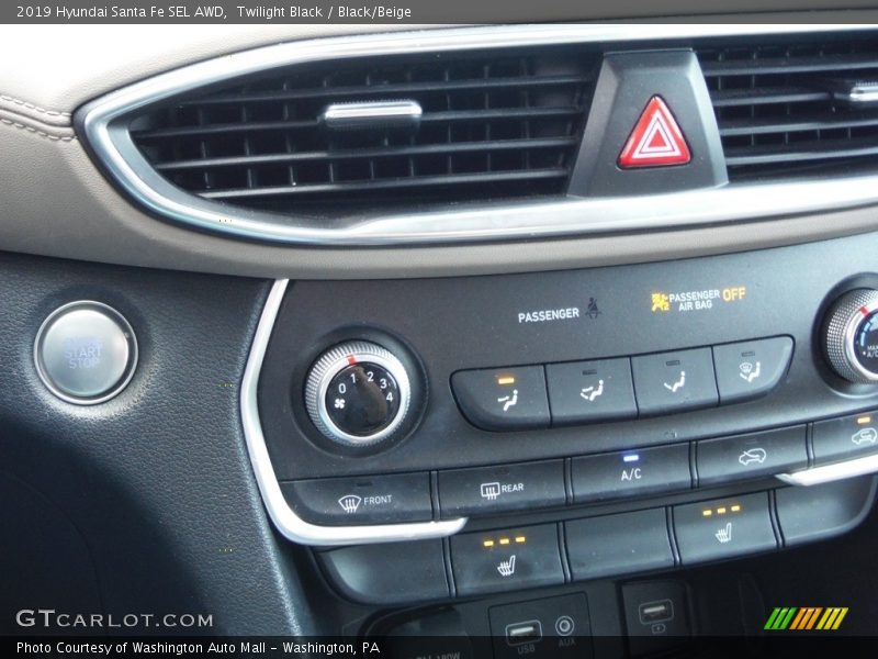 Twilight Black / Black/Beige 2019 Hyundai Santa Fe SEL AWD