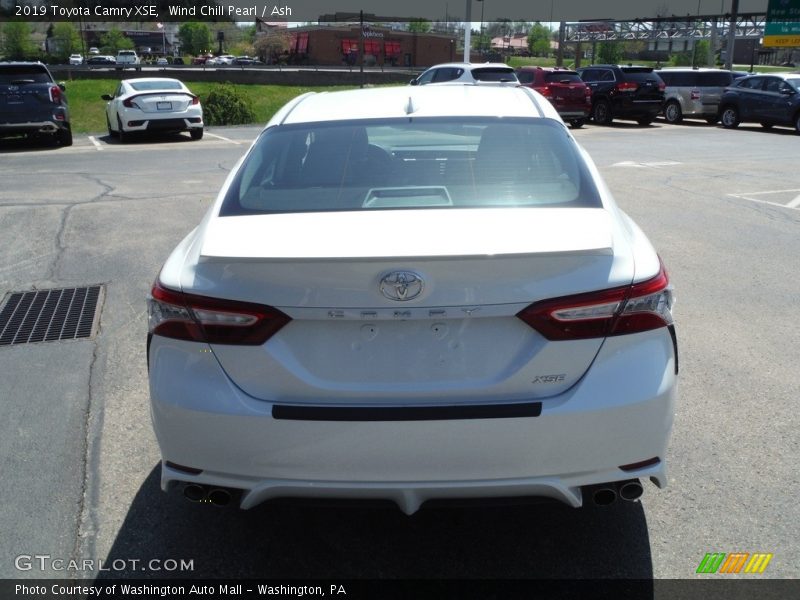 Wind Chill Pearl / Ash 2019 Toyota Camry XSE