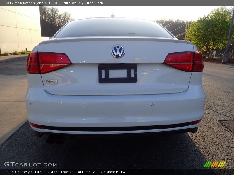Pure White / Titan Black 2017 Volkswagen Jetta GLI 2.0T
