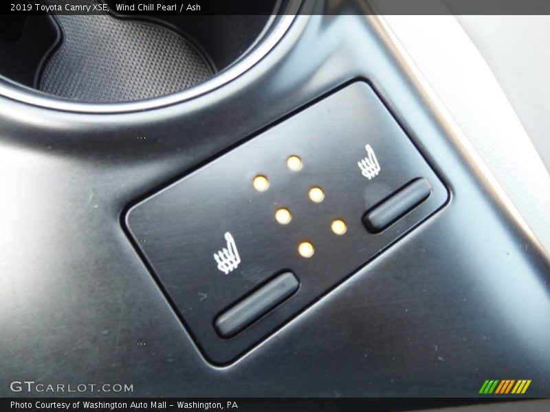 Wind Chill Pearl / Ash 2019 Toyota Camry XSE