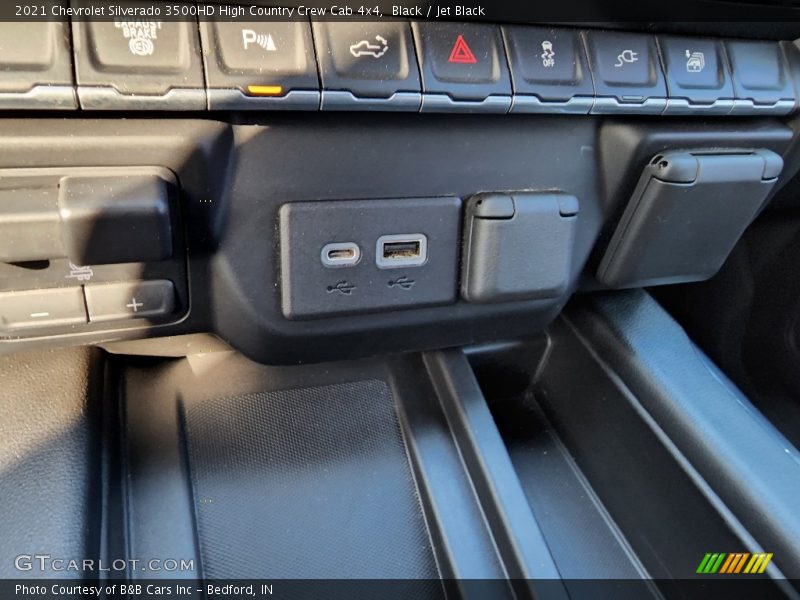 Black / Jet Black 2021 Chevrolet Silverado 3500HD High Country Crew Cab 4x4