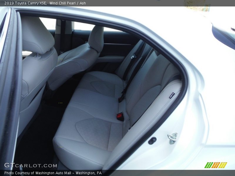 Wind Chill Pearl / Ash 2019 Toyota Camry XSE