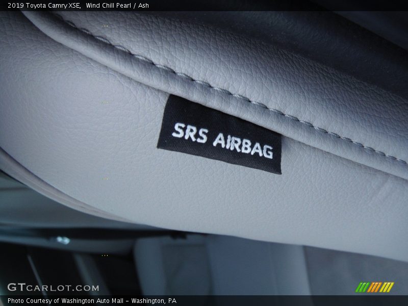 Wind Chill Pearl / Ash 2019 Toyota Camry XSE